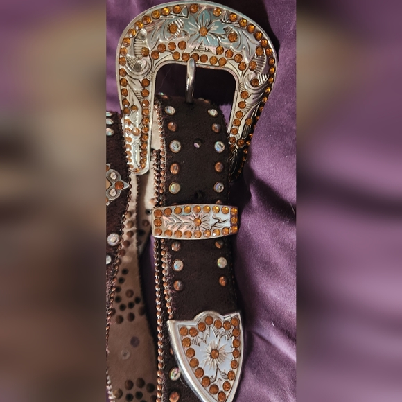 Belt - Picture 3 of 3